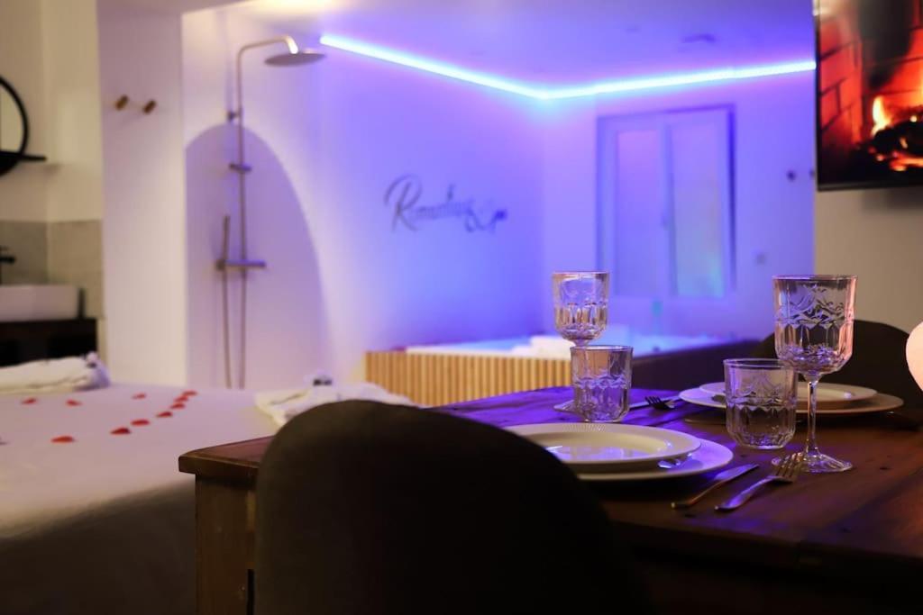 Love Room Unique - Sauna / Jacuzzi Charleville-Mezieres Ngoại thất bức ảnh