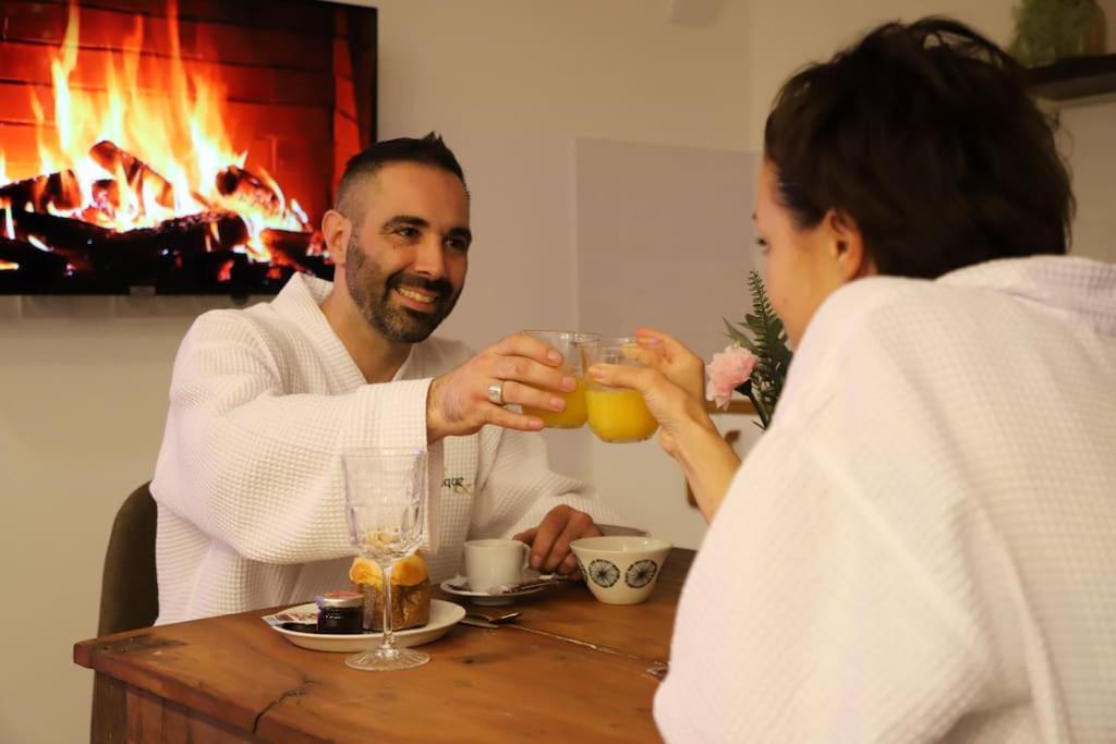 Love Room Unique - Sauna / Jacuzzi Charleville-Mezieres Ngoại thất bức ảnh