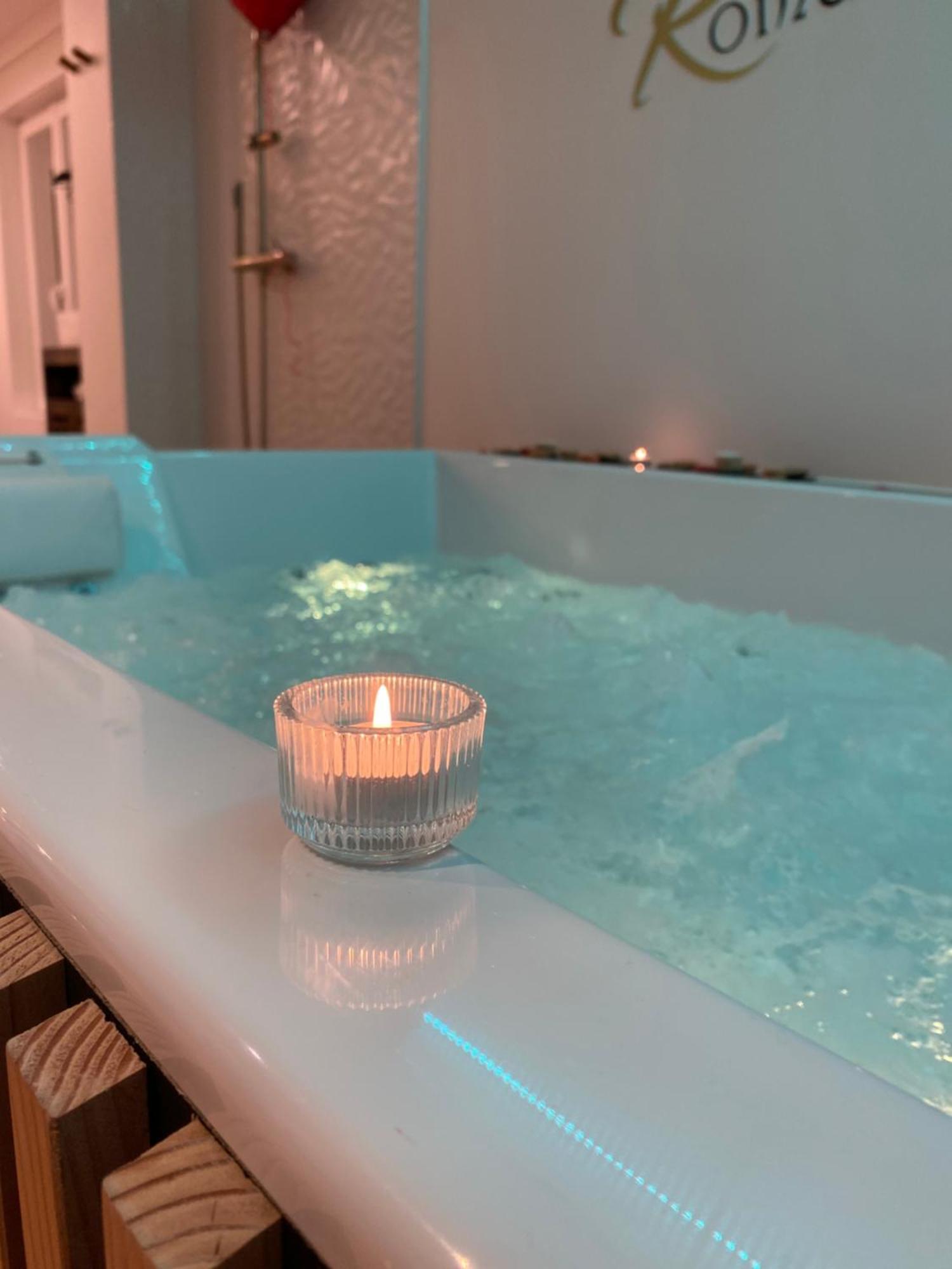 Love Room Unique - Sauna / Jacuzzi Charleville-Mezieres Ngoại thất bức ảnh